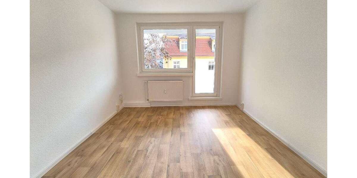 Etagenwohnung Bernburg Bergstadt - 3 Zimmer, 61 m&sup2;, 378&euro; | Angebot:27209392