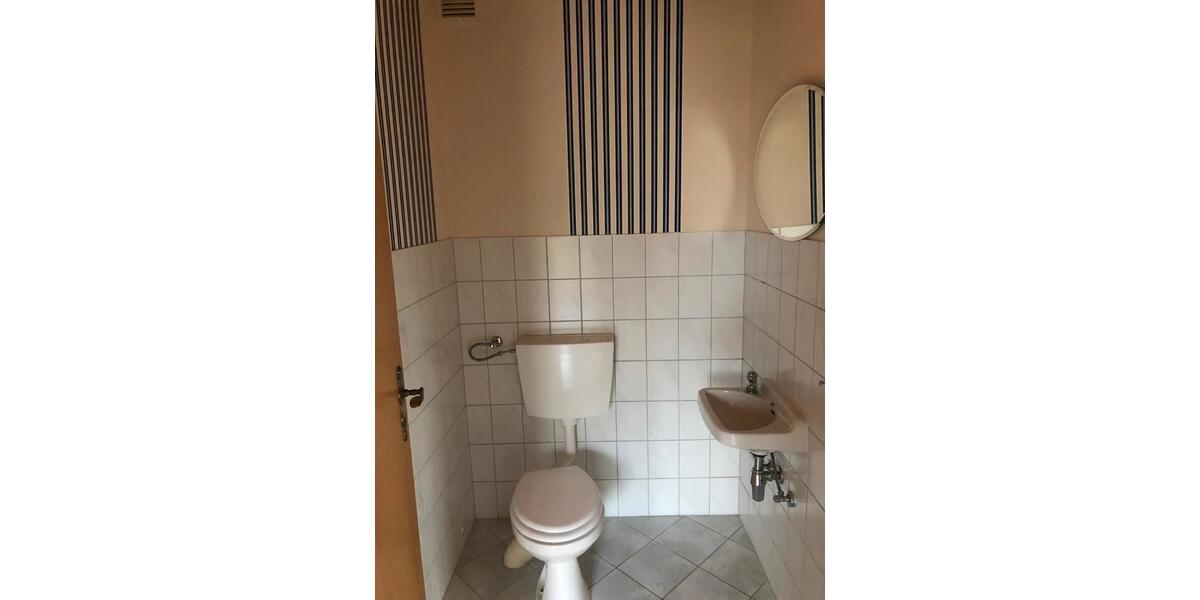 Einfamilienhaus Kappeln - 4 Zimmer, 140 m&sup2;, 1.200&euro; | Angebot:26233430