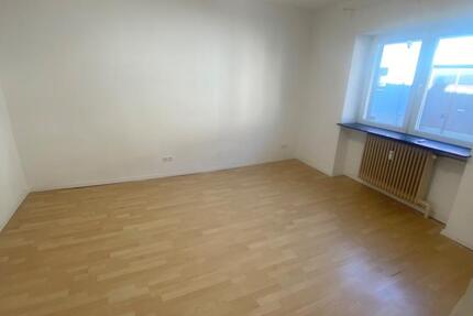 Wohnung Stutensee - 2 Zimmer, 70 m&sup2;, 700&euro; | Angebot:25612151