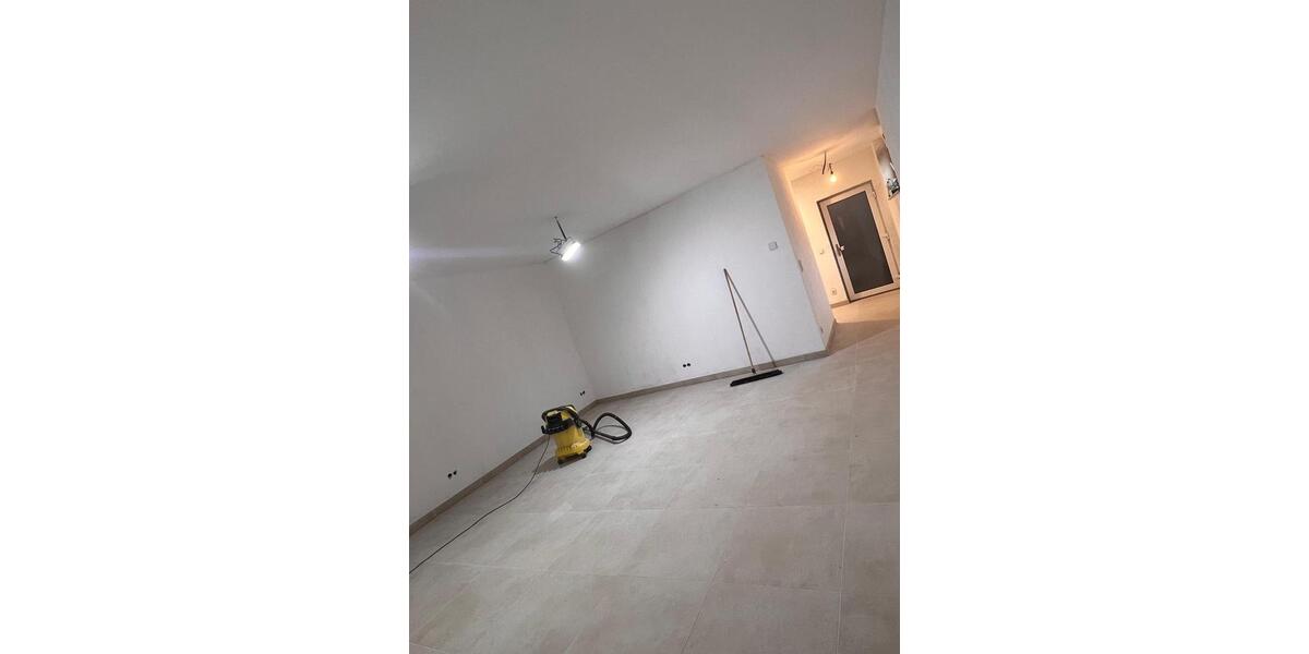 Etagenwohnung Schwalbach - 2 Zimmer, 70 m&sup2;, 700&euro; | Angebot:24641319