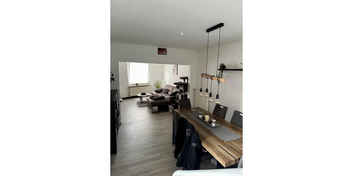 Etagenwohnung Uslar - 4 Zimmer, 110 m&sup2;, 680&euro; | Angebot:26518453