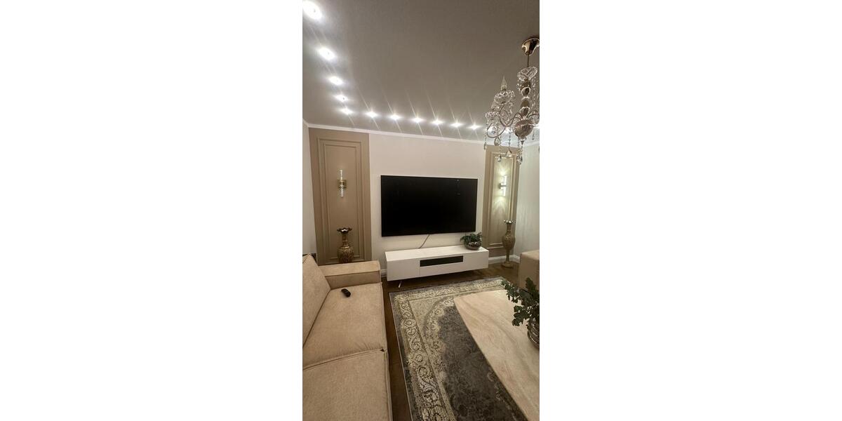 Einfamilienhaus Seevetal - 5 Zimmer, 350 m&sup2;, 2.500&euro; | Angebot:25876035