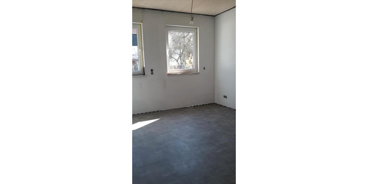 Etagenwohnung Linsengericht - 3.5 Zimmer, 91 m&sup2;, 1.000&euro; | Angebot:26062045