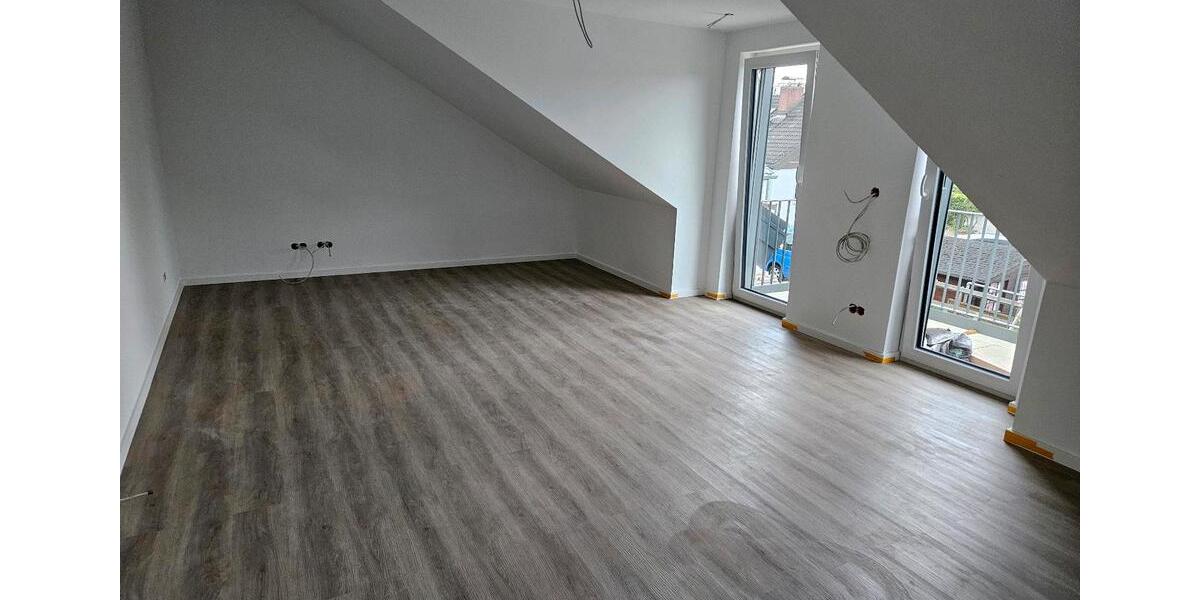 Dachgeschoßwohnung Umkirch - 2 Zimmer, 63 m&sup2;, 950&euro; | Angebot:25057535