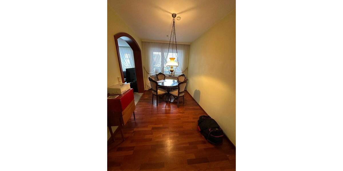 Etagenwohnung Wilhelmshaven Neuengroden - 4 Zimmer, 105 m&sup2;, 950&euro; | Angebot:24504425