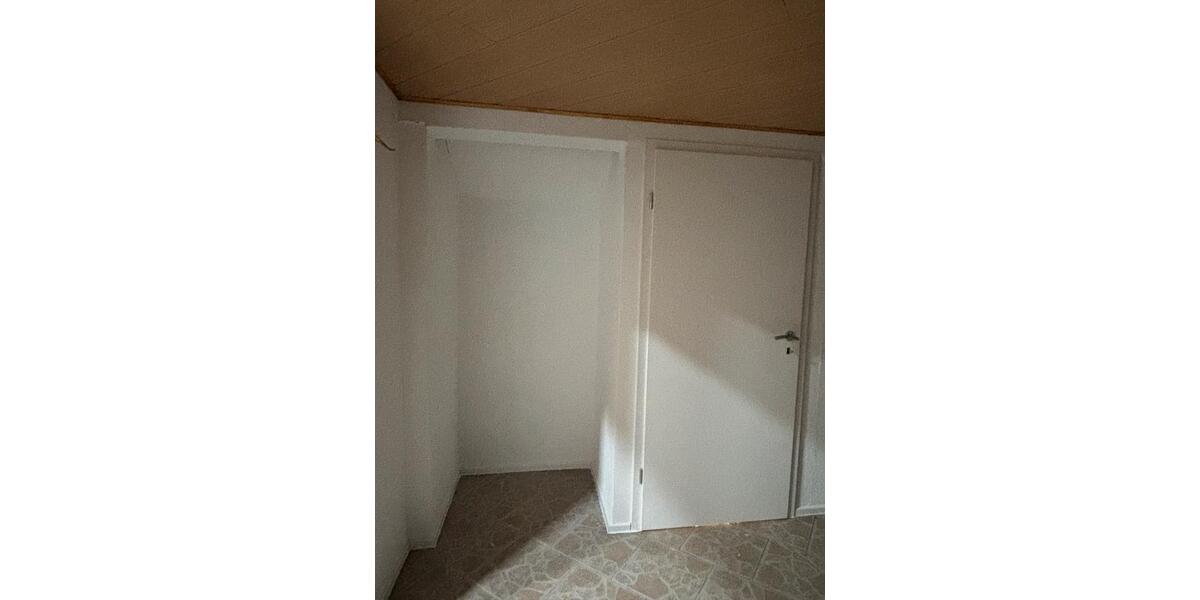 Dachgeschoßwohnung Frankenberg (Eder) - 3 Zimmer, 65 m&sup2;, 600&euro; | Angebot:25049887