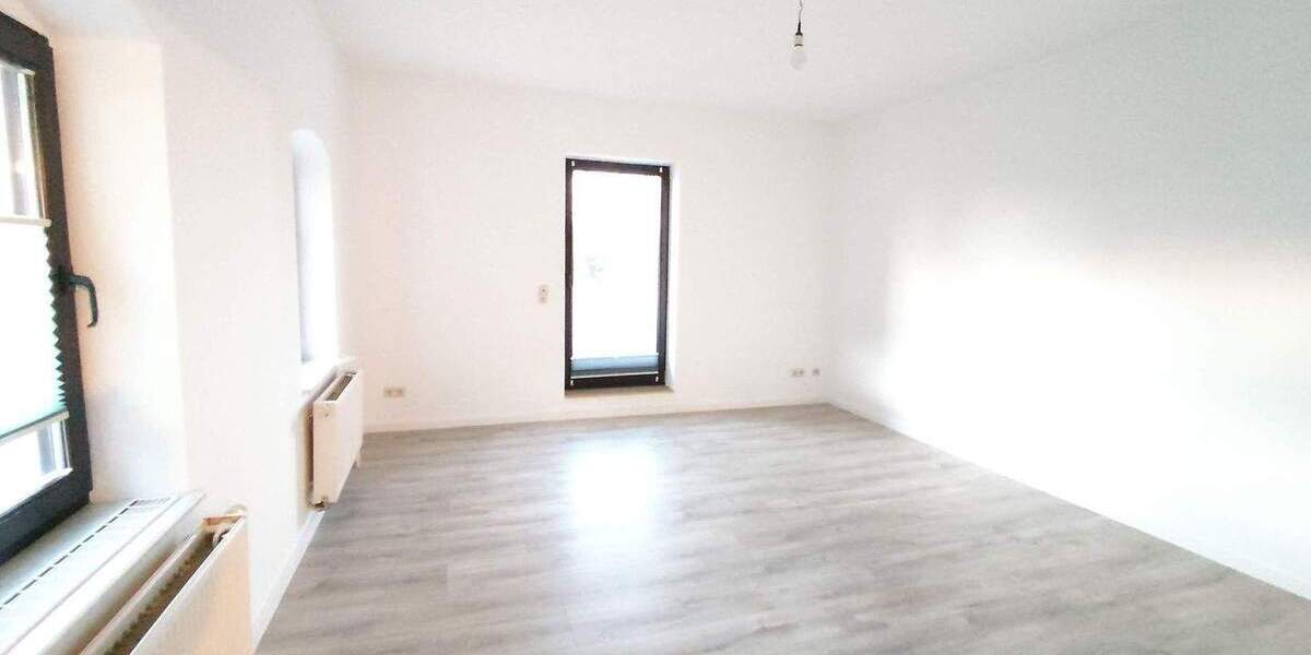 Etagenwohnung Reichenbach/Oberlausitz Reichenbach - 2 Zimmer, 66 m&sup2;, 385&euro; | Angebot:25681144