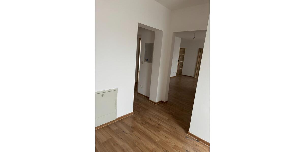 WohnungBüro zu vermieten 5 zimmer