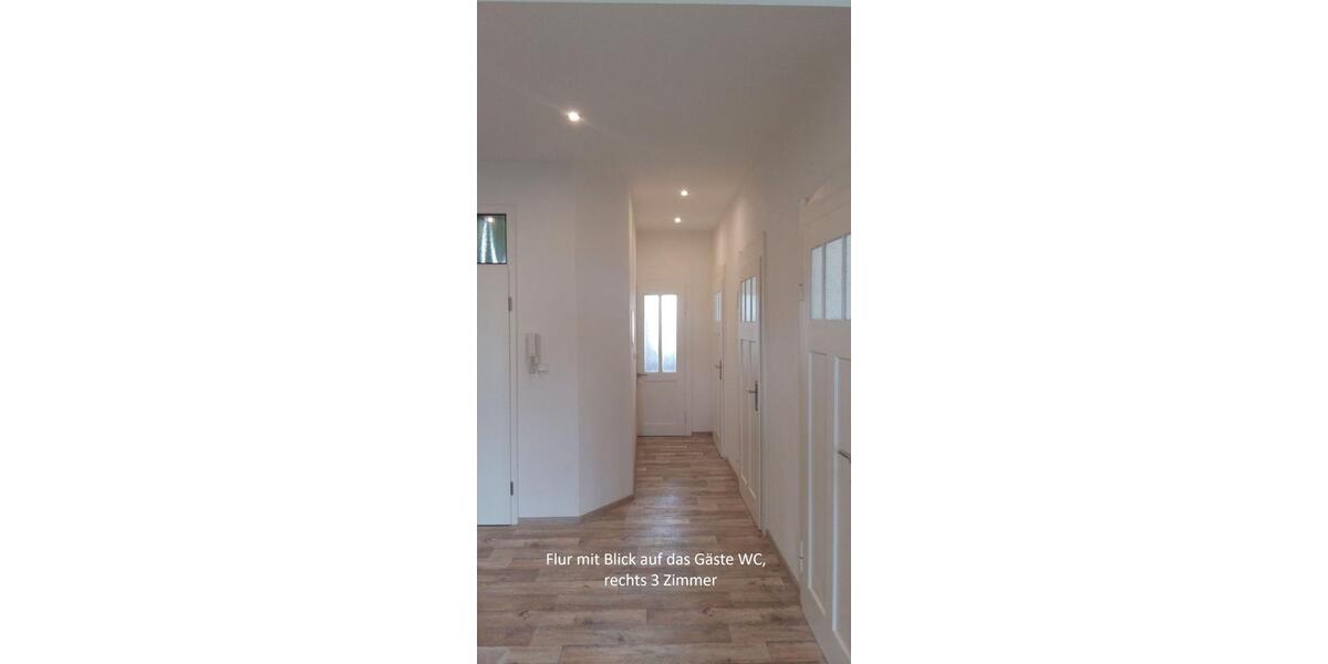 Etagenwohnung Crimmitschau - 5 Zimmer, 120 m&sup2;, 600&euro; | Angebot:26346511