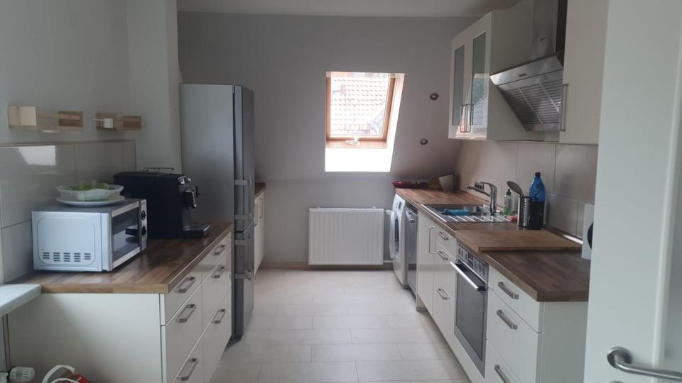 Etagenwohnung Springe - 4 Zimmer, 150 m&sup2;, 1.050&euro; | Angebot:26044837