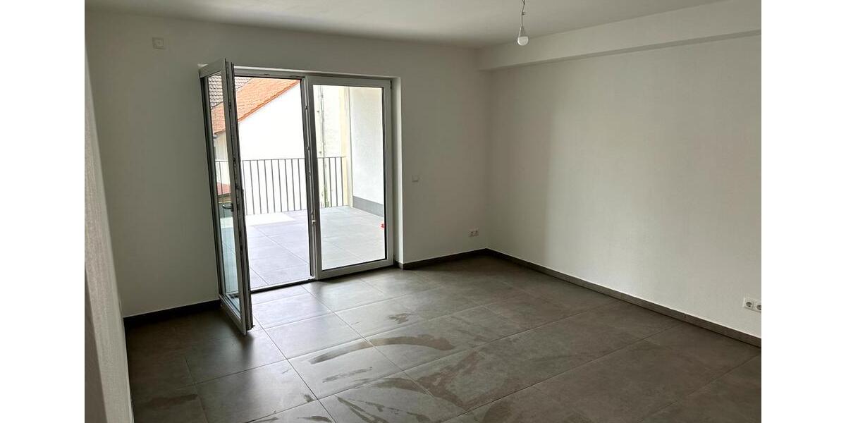 Etagenwohnung Eichendorf - 2 Zimmer, 67 m&sup2;, 740&euro; | Angebot:26631627