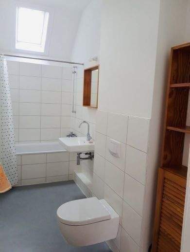 Etagenwohnung Hannover List - 3 Zimmer, 84 m&sup2;, 1.300&euro; | Angebot:25778963