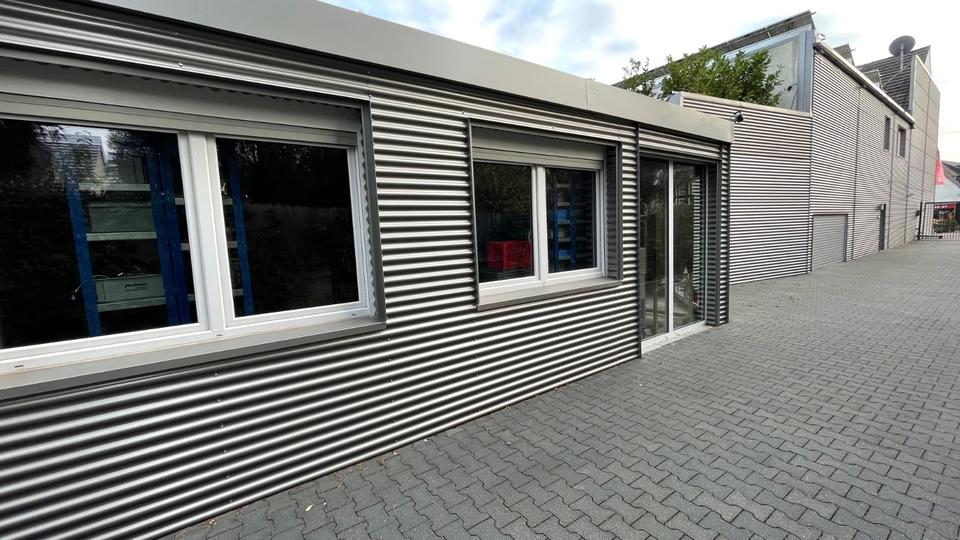 Gewerbeobjekt Neukirchen-Vluyn Vluyn - 8&euro; | Angebot:24421406