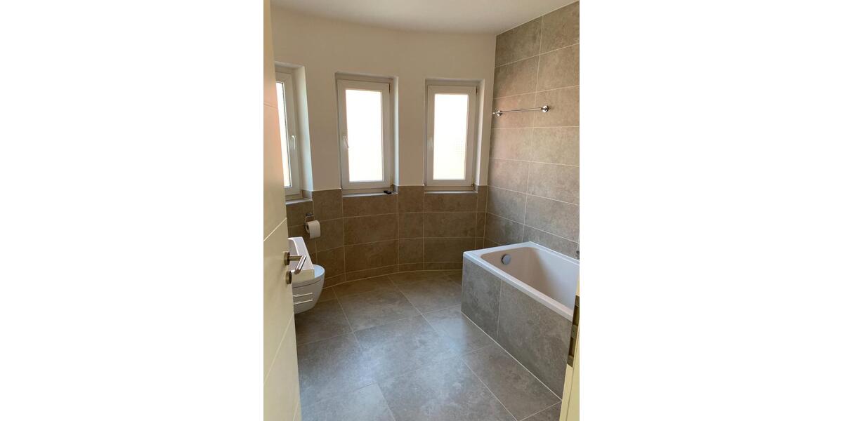 Etagenwohnung Karben - 3 Zimmer, 85 m&sup2;, 1.160&euro; | Angebot:25022420