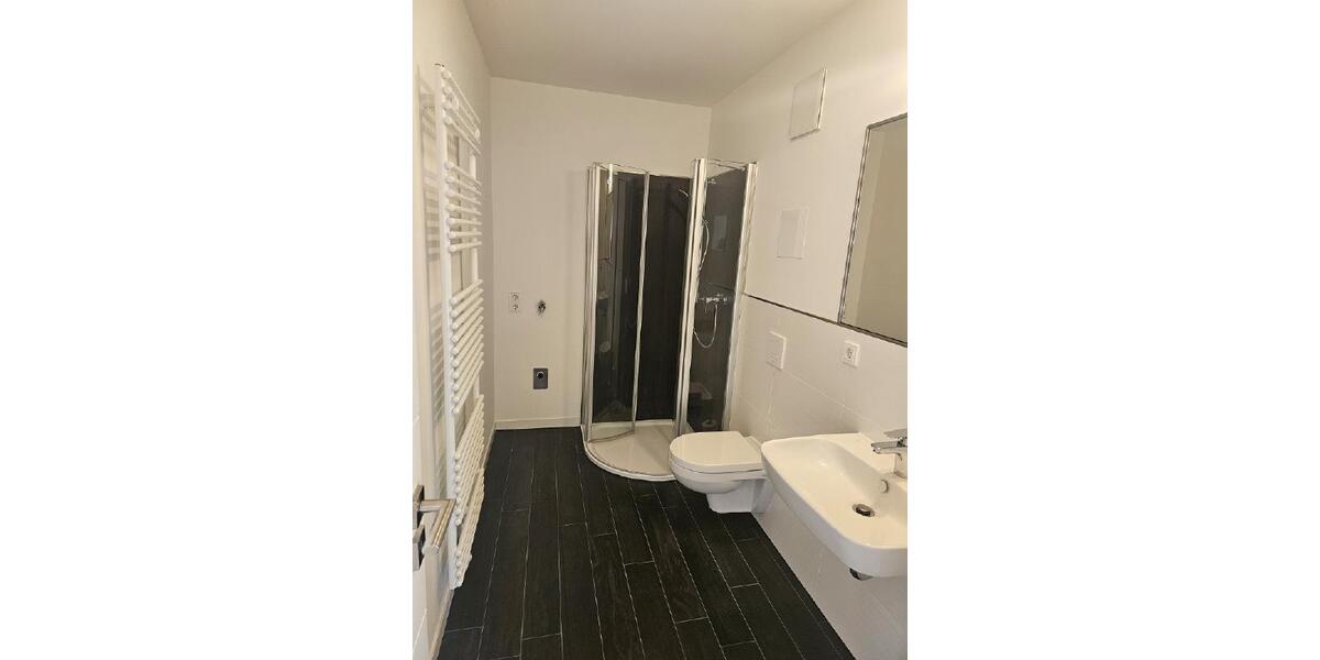 Etagenwohnung Freital - 4 Zimmer, 107 m&sup2;, 1.600&euro; | Angebot:26425638