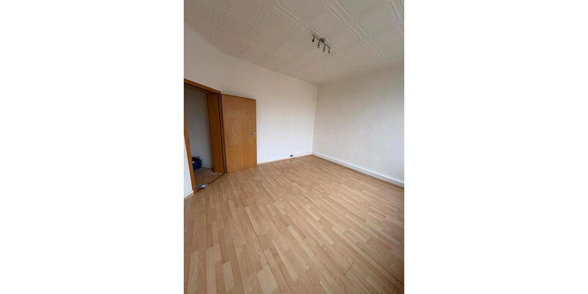 Etagenwohnung Osnabrück - 4 Zimmer, 93 m&sup2;, 350&euro; | Angebot:25892747