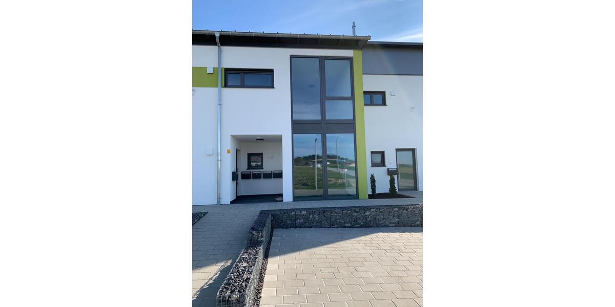 Dachgeschoßwohnung Neukirchen vorm Wald - 2 Zimmer, 54 m&sup2;, 540&euro; | Angebot:25220521