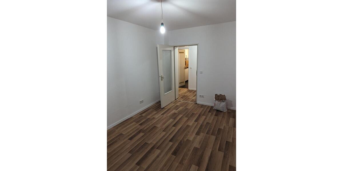 Wohnen auf Zeit Wiesbaden Biebrich - 4 Zimmer, 95 m&sup2;, 1.750&euro; | Angebot:24865999