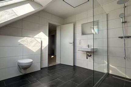 Modernisierte 3,5 ZKB 95m² Dachgeschosswng Oberwies Köllerbach 3 zimmer