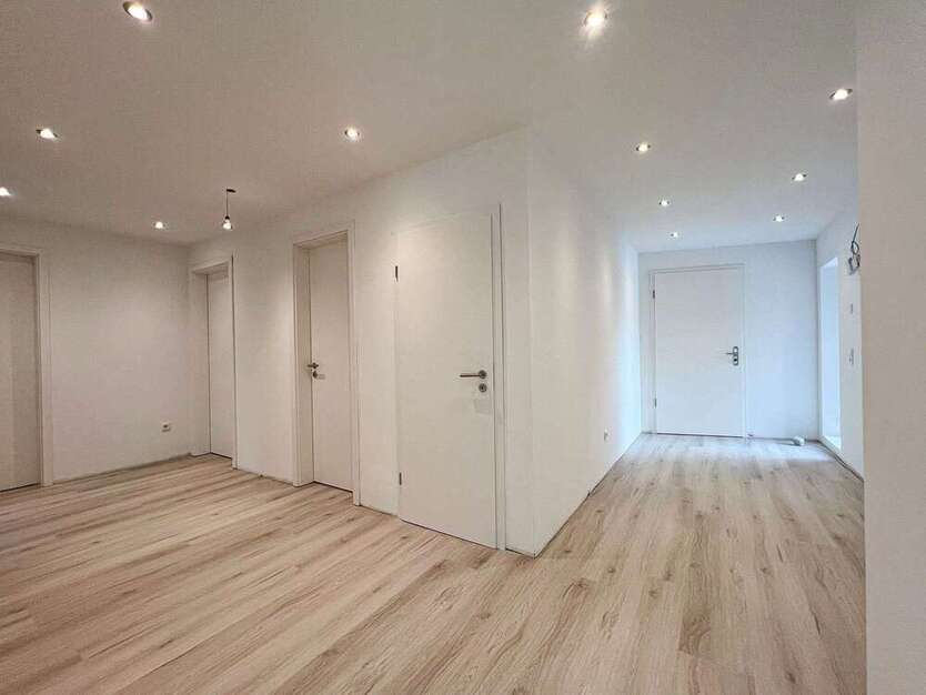 Wohnung zum Mieten in Edewecht Jeddeloh Ii 1.200 € 101.56 m²