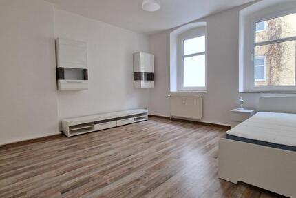 Großzügige 1-Zimmer-Wohnung mit Tageslichtbad und separater Küche 1 zimmer