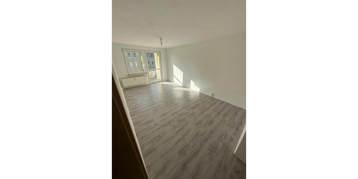 Etagenwohnung Drei Gleichen - 3 Zimmer, 59 m&sup2;, 350&euro; | Angebot:25512333