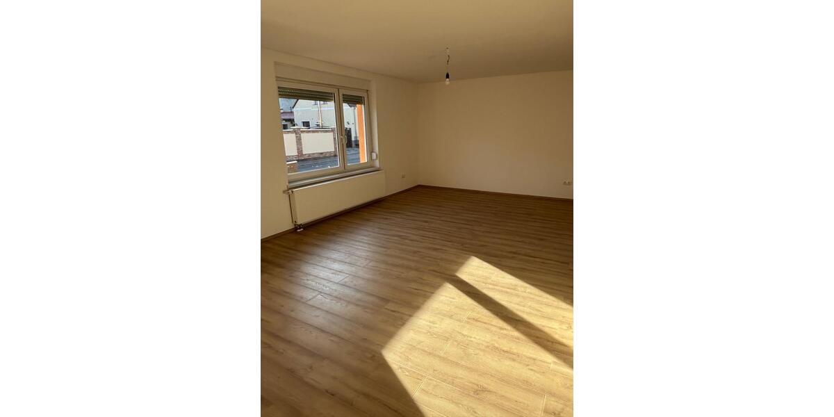Erdgeschoßwohnung Zossen - 2 Zimmer, 77 m&sup2;, 840&euro; | Angebot:24532720