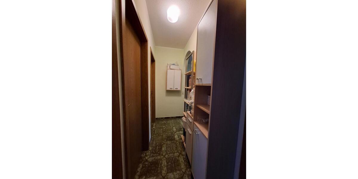 Erdgeschoßwohnung Hallstadt - 3.5 Zimmer, 110 m&sup2;, 1.150&euro; | Angebot:24325827