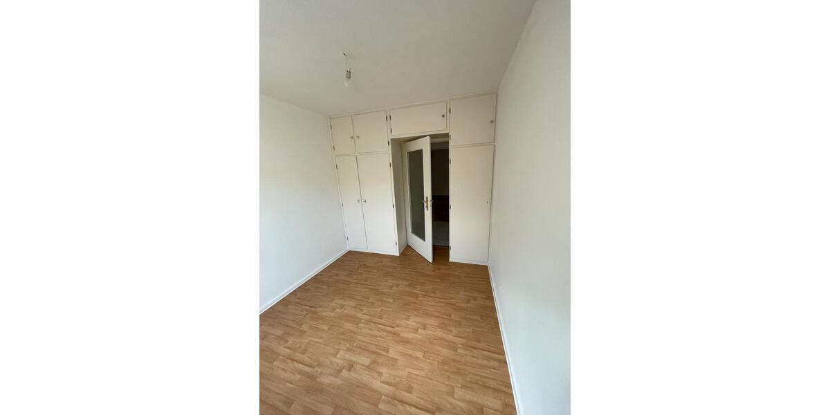 Erdgeschoßwohnung Baden-Baden Baden - 3 Zimmer, 110 m&sup2;, 1.250&euro; | Angebot:25298778