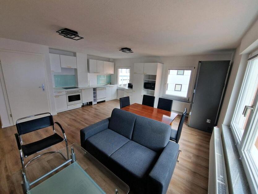 Helle moderne WG-Zimmer ggü. der DHBW, 4er WG, möbliert, Top Lage