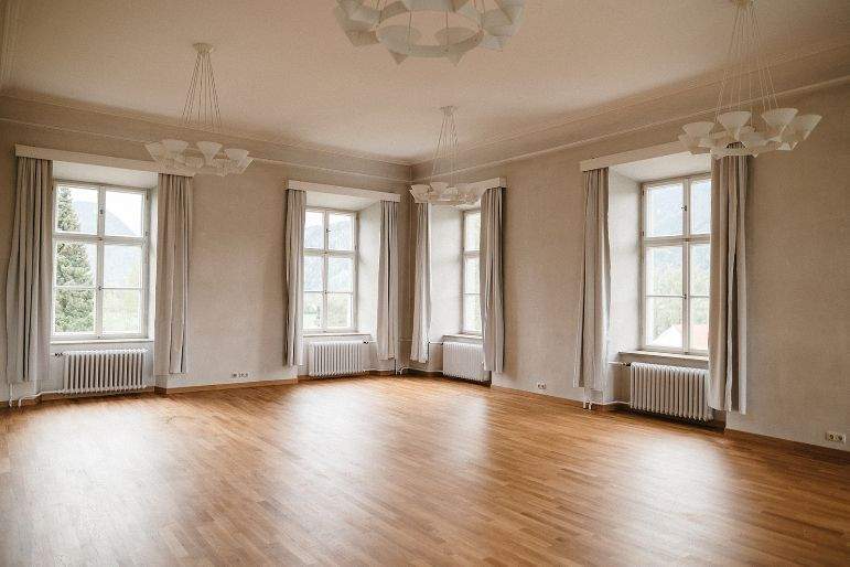 Großzügige 73m² Bürofläche mit Seeblick und Bergpanorama - sofort verfügbar zimmer