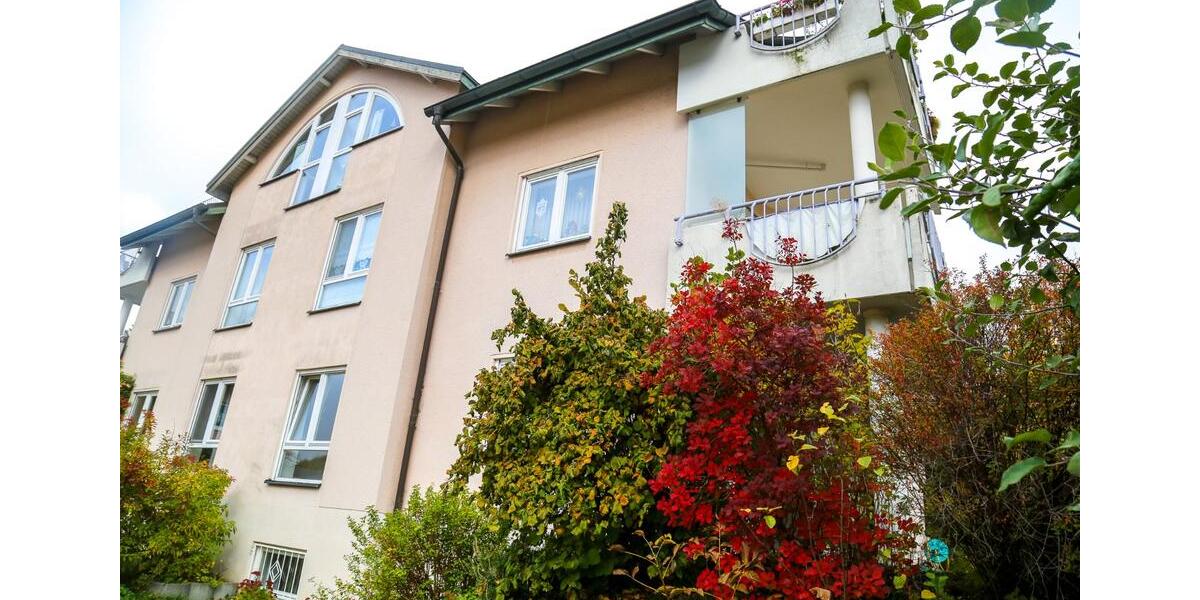 Erdgeschoßwohnung Hof Neuhof - 5 Zimmer, 130 m&sup2;, 860&euro; | Angebot:25402252