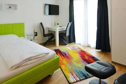 Wohnen auf Zeit in Mörfelden-Walldorf 1.345 € 1 zimmer