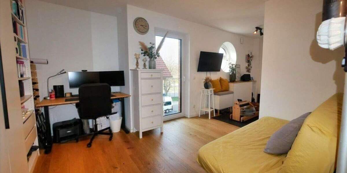 Etagenwohnung Buxtehude - 3 Zimmer, 129 m&sup2;, 1.900&euro; | Angebot:25683222
