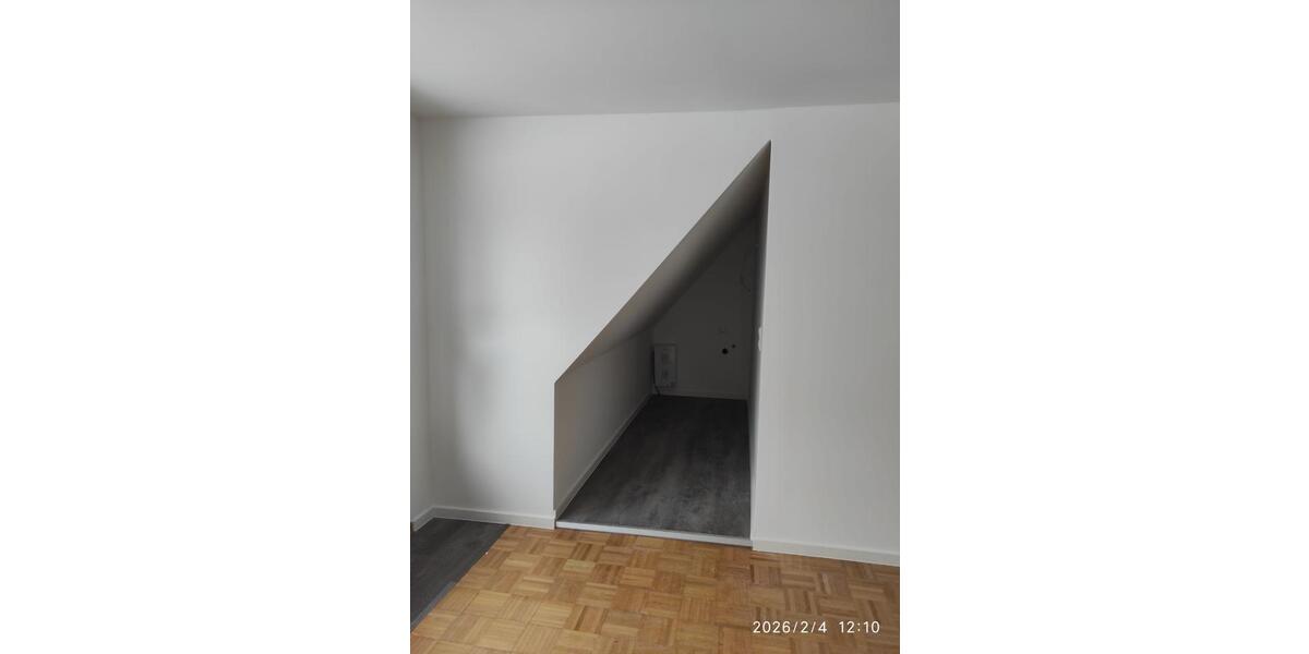 Dachgeschoßwohnung Oldenburg Alexandersfeld - 1 Zimmer, 40 m&sup2;, 800&euro; | Angebot:24895805