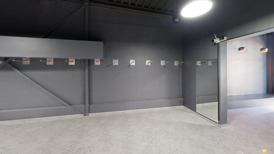 Hannover Laatzen - Gewerbefläche bzw Lagerhalle mit 340 m² zu vermieten. WC+Küche, teilbar zimmer