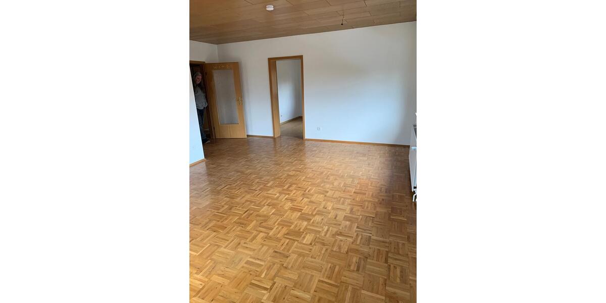 Etagenwohnung Eschwege - 2 Zimmer, 59 m&sup2;, 450&euro; | Angebot:25971733