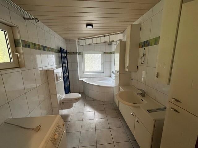 Erdgeschoßwohnung Ennepetal - 3.5 Zimmer, 84 m&sup2;, 605&euro; | Angebot:26560272