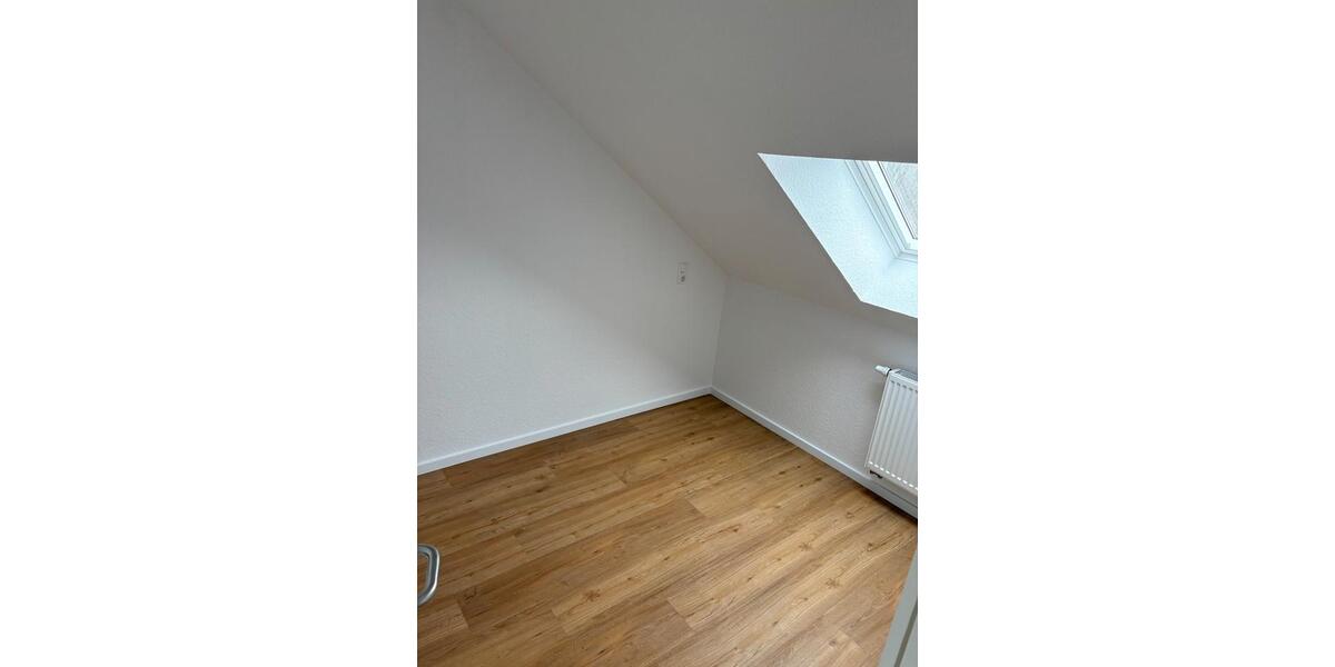 Etagenwohnung Sande - 3 Zimmer, 77 m&sup2;, 525&euro; | Angebot:26365604