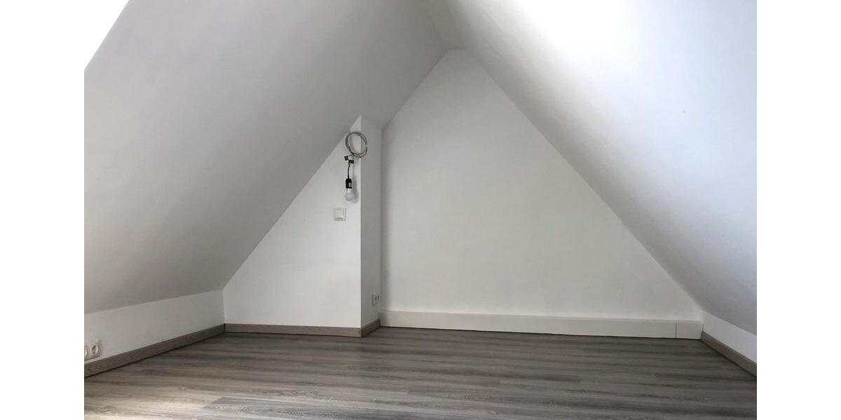 Dachgeschoßwohnung Hofgeismar - 2 Zimmer, 68 m&sup2;, 530&euro; | Angebot:26494186