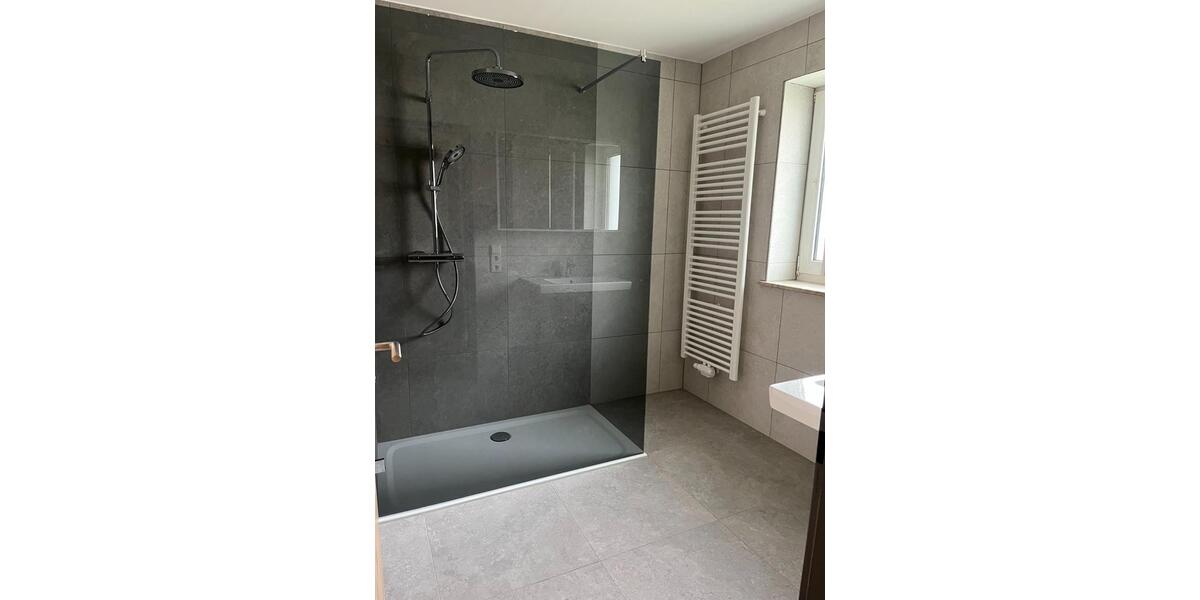 Etagenwohnung Holzheim - 5 Zimmer, 106 m&sup2;, 950&euro; | Angebot:24465472