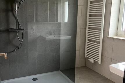 Wohnung Holzheim - 5 Zimmer, 106 m&sup2;, 950&euro; | Angebot:24465472