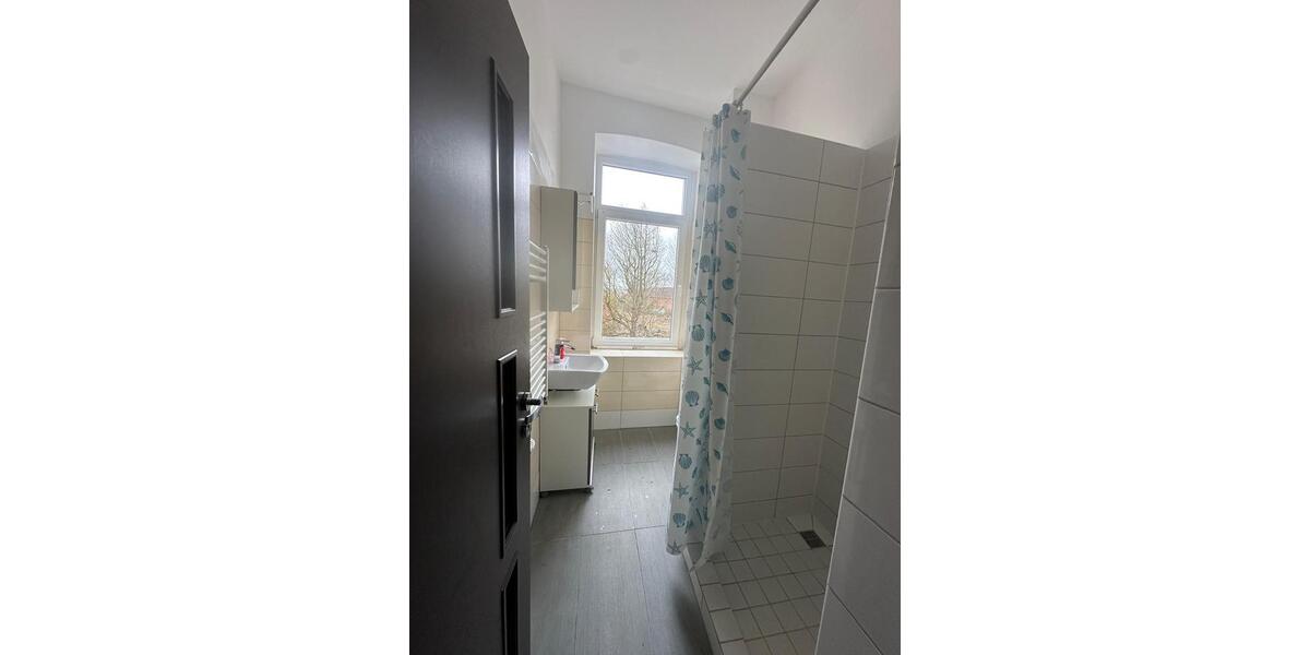 Etagenwohnung Schwerin Altstadt - 1 Zimmer, 30 m&sup2;, 370&euro; | Angebot:23371945