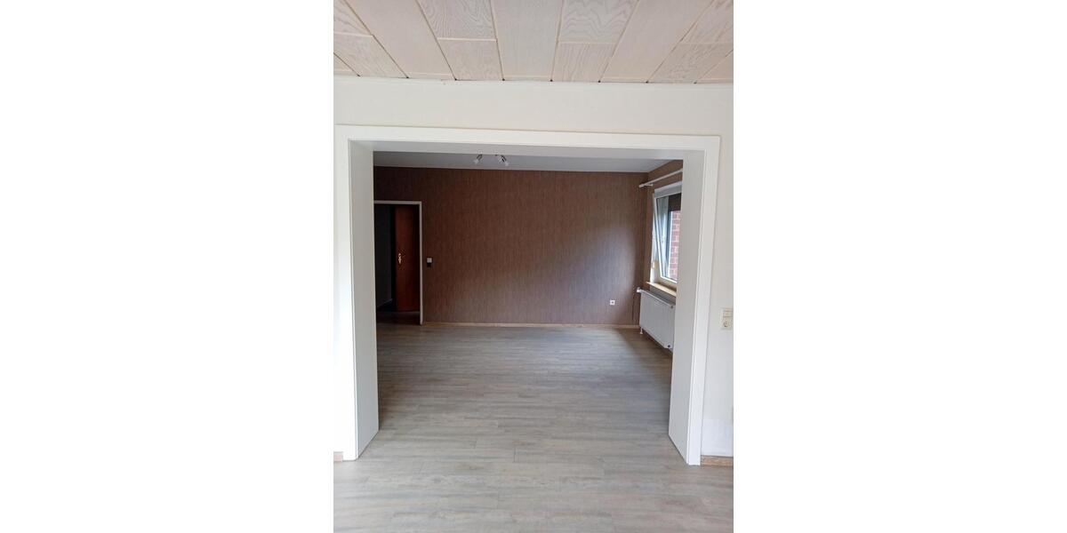 Erdgeschoßwohnung Hankensbüttel - 2 Zimmer, 73 m&sup2;, 600&euro; | Angebot:26579161