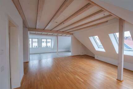 Wohnung Leipzig Mitte - 5 Zimmer, 184 m&sup2;, 2.299&euro; | Angebot:26270932