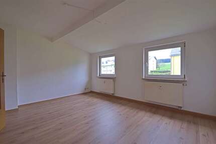 Wohnung Grünhain Grünhain - 2 Zimmer, 49 m&sup2;, 245&euro; | Angebot:27009767