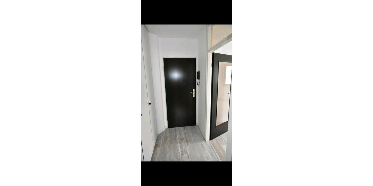 Etagenwohnung Düsseldorf Stadtbezirk 5 - 1 Zimmer, 29 m&sup2;, 555&euro; | Angebot:26497702