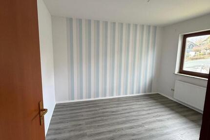 Wohnung Frankenberg (Eder) - 3 Zimmer, 93 m&sup2;, 650&euro; | Angebot:26338103