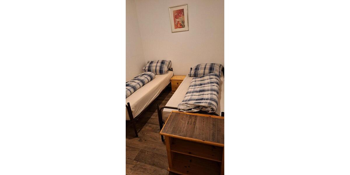 Wohnen auf Zeit Isernhagen - 3 Zimmer, 100 m&sup2;, 18&euro; | Angebot:24819402