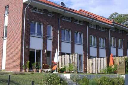 Haus zum Mieten in Bad Salzdetfurth 877 € 119.44 m² 4 zimmer